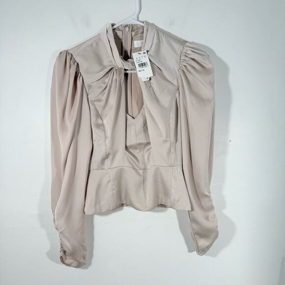 NWT ASTR Twist Mock Neck Cutout Peplum Top In Satin Champagne Size XS New - Picture 2 of 11